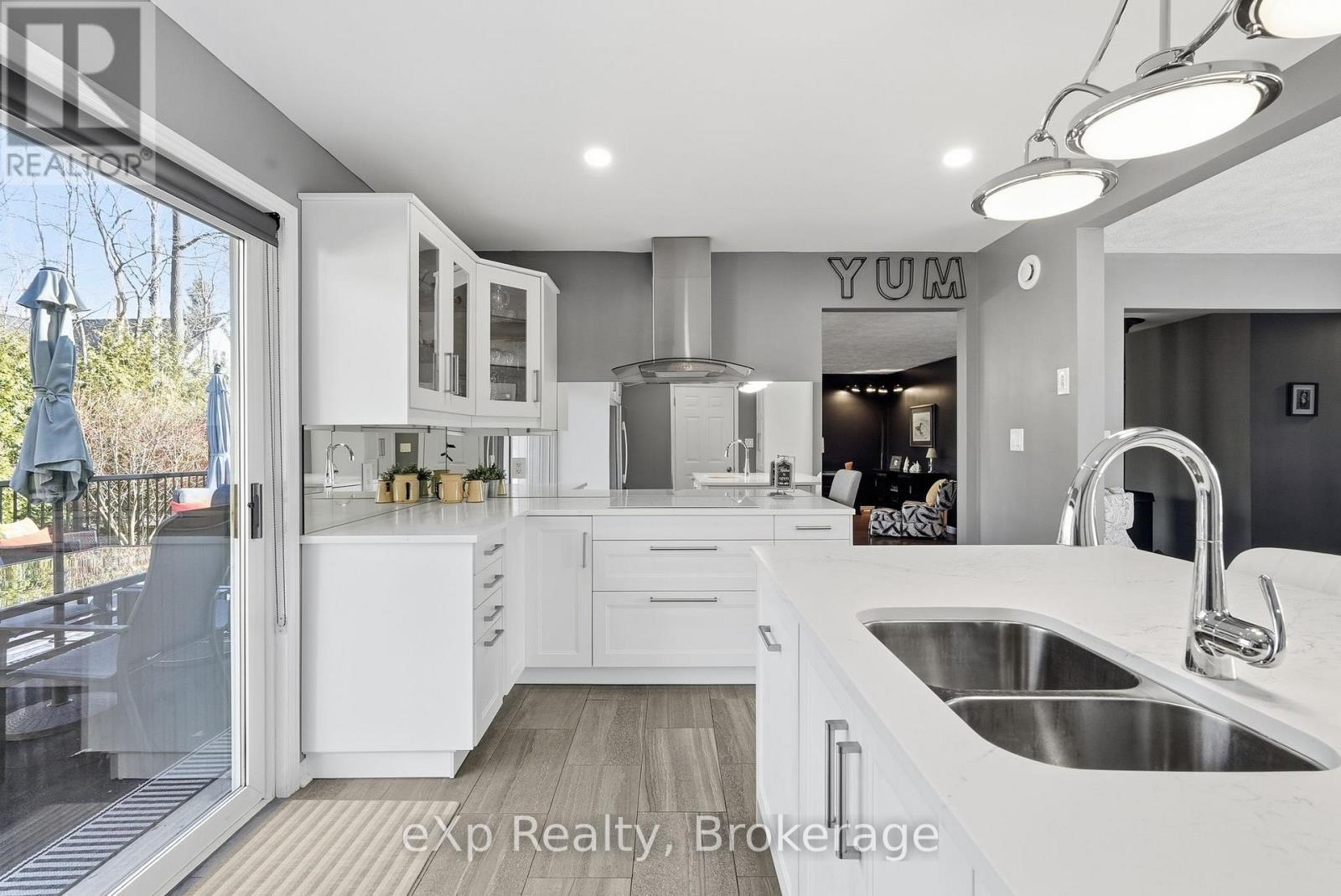 90 Mapleport Crescent, South Bruce Peninsula, Ontario  N0H 2G0 - Photo 20 - X12974064