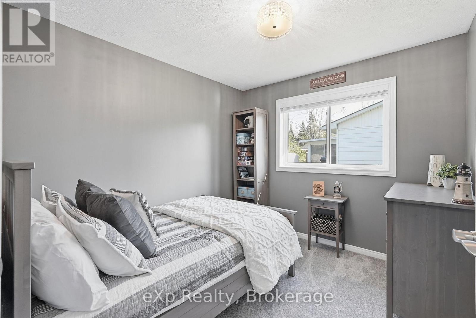 90 Mapleport Crescent, South Bruce Peninsula, Ontario  N0H 2G0 - Photo 27 - X12974064