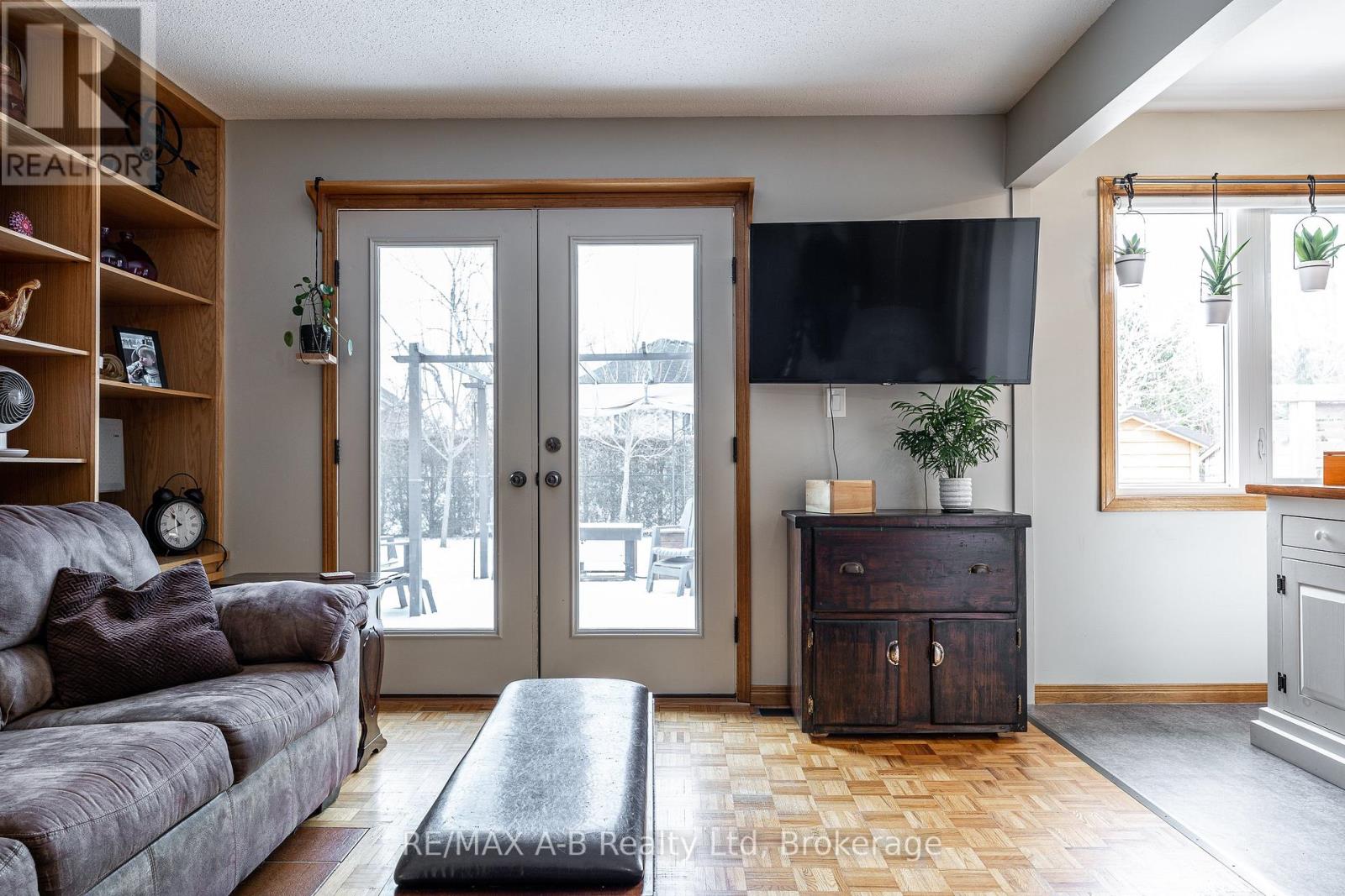 35 Sparling Crescent, St. Marys, Ontario  N4X 0A6 - Photo 18 - X12974138