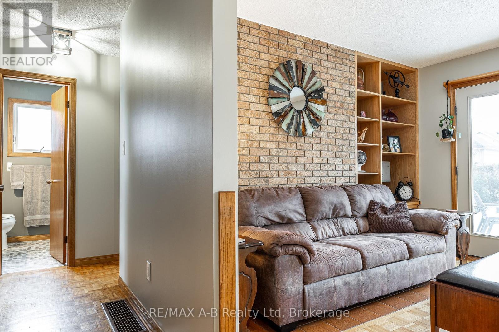 35 Sparling Crescent, St. Marys, Ontario  N4X 0A6 - Photo 19 - X12974138