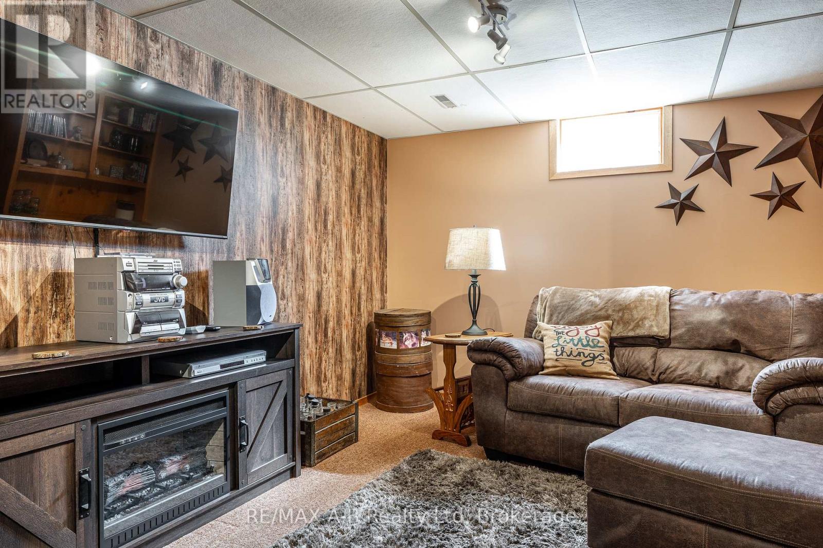 35 Sparling Crescent, St. Marys, Ontario  N4X 0A6 - Photo 32 - X12974138