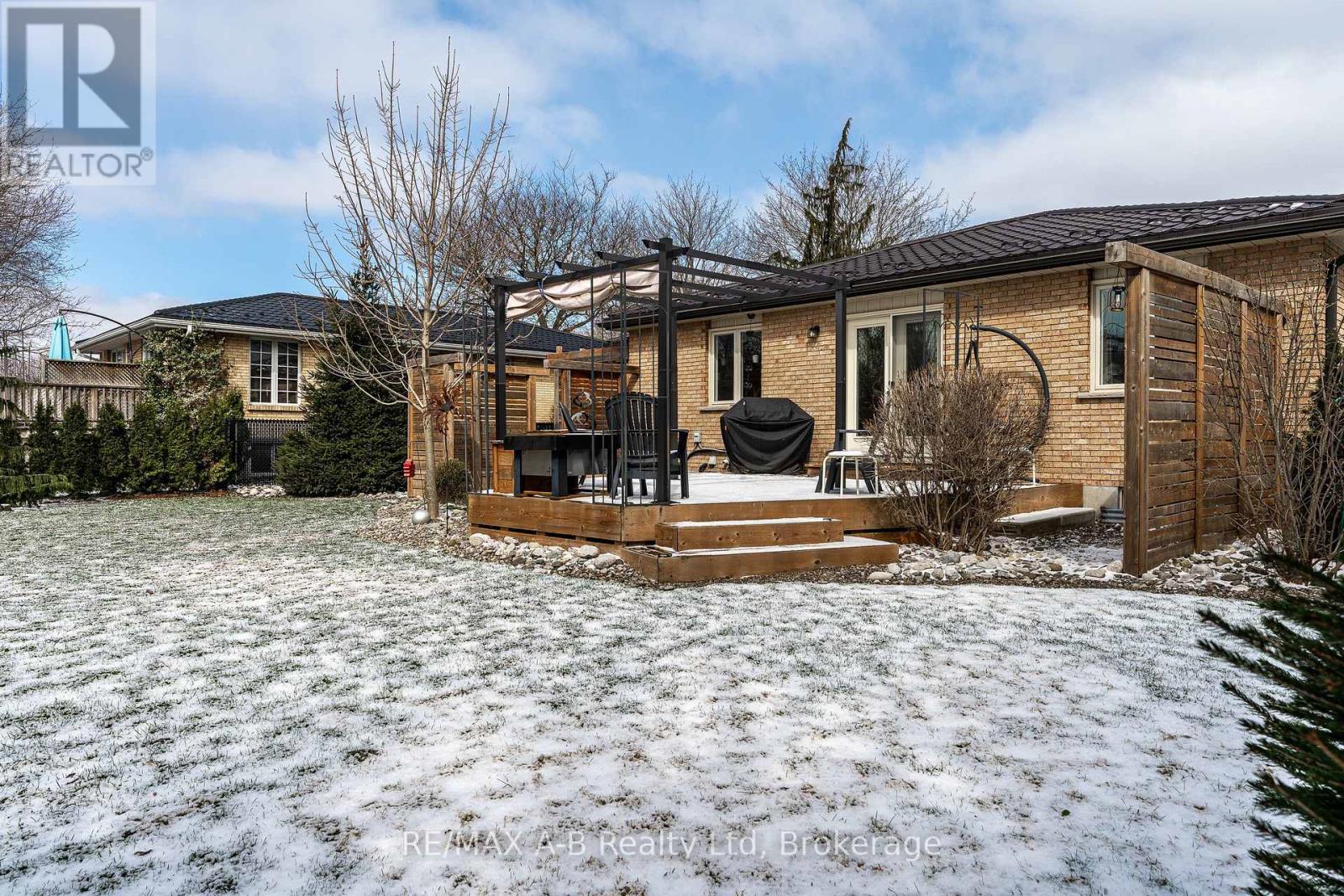 35 Sparling Crescent, St. Marys, Ontario  N4X 0A6 - Photo 40 - X12974138