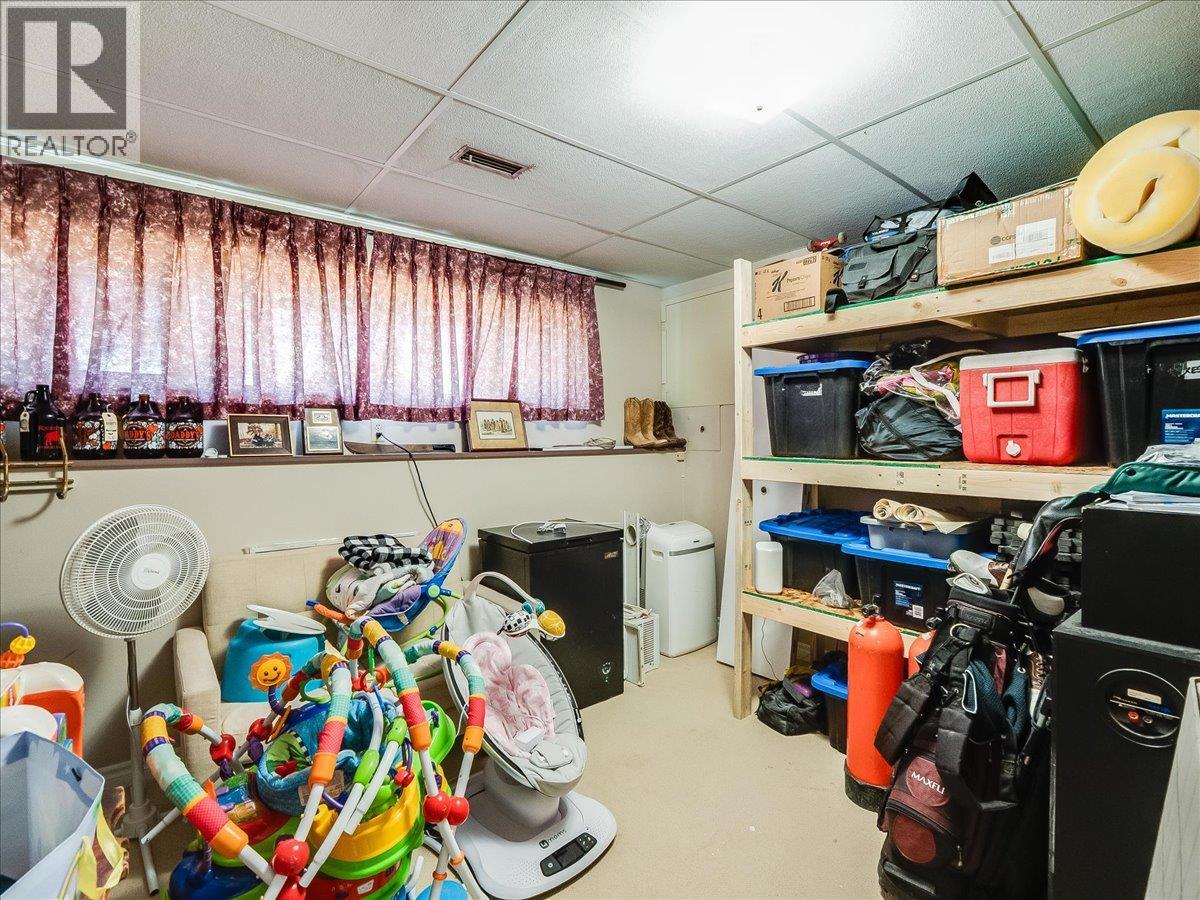 86 Bluebird Road, Fruitvale, British Columbia  V0G 1L1 - Photo 41 - 10382394