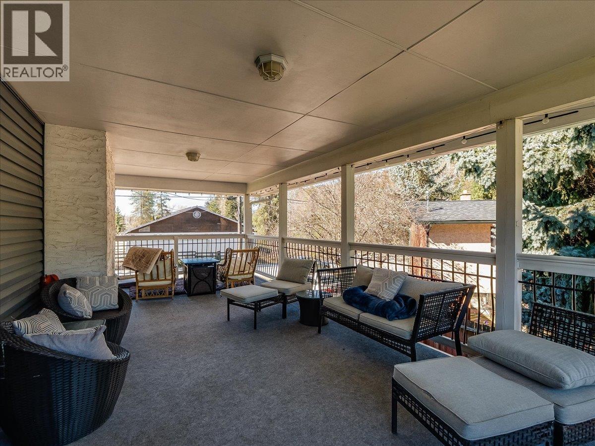 86 Bluebird Road, Fruitvale, British Columbia  V0G 1L1 - Photo 46 - 10382394