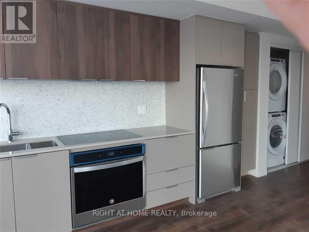 1602 - 2 Sonic Way, Toronto, Ontario  M3C 0P2 - Photo 3 - C12974154