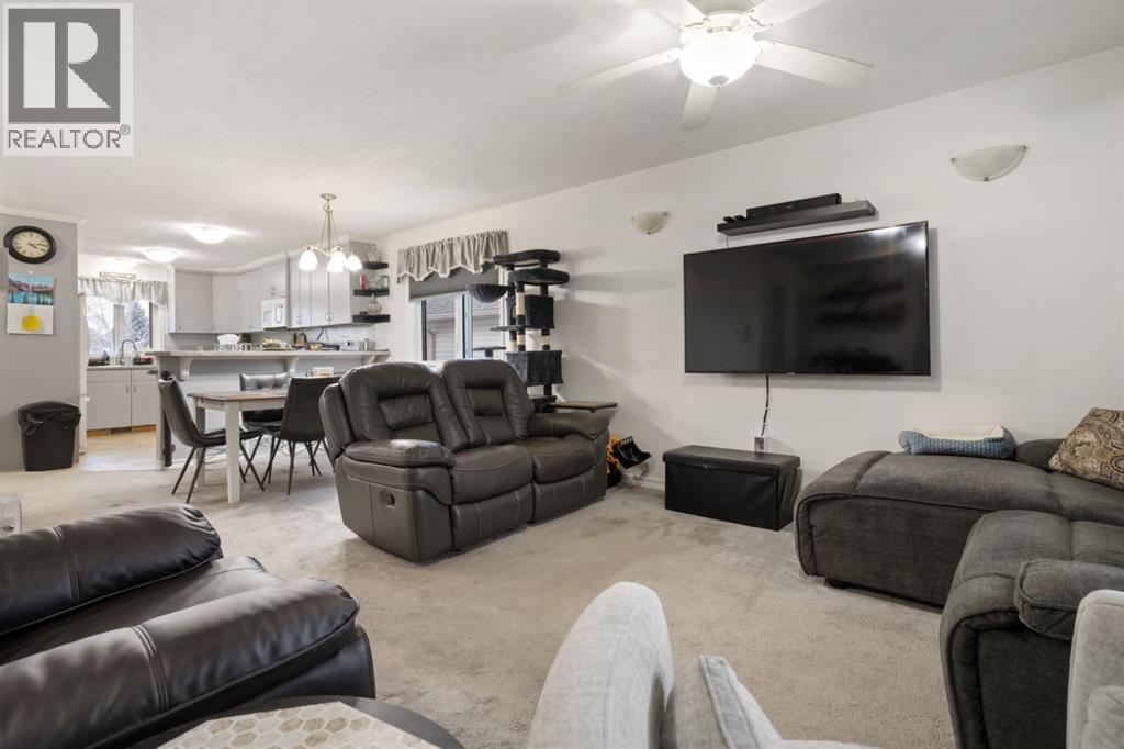 7601 41 Avenue, Camrose, Alberta  T4V 4C7 - Photo 9 - A2285531