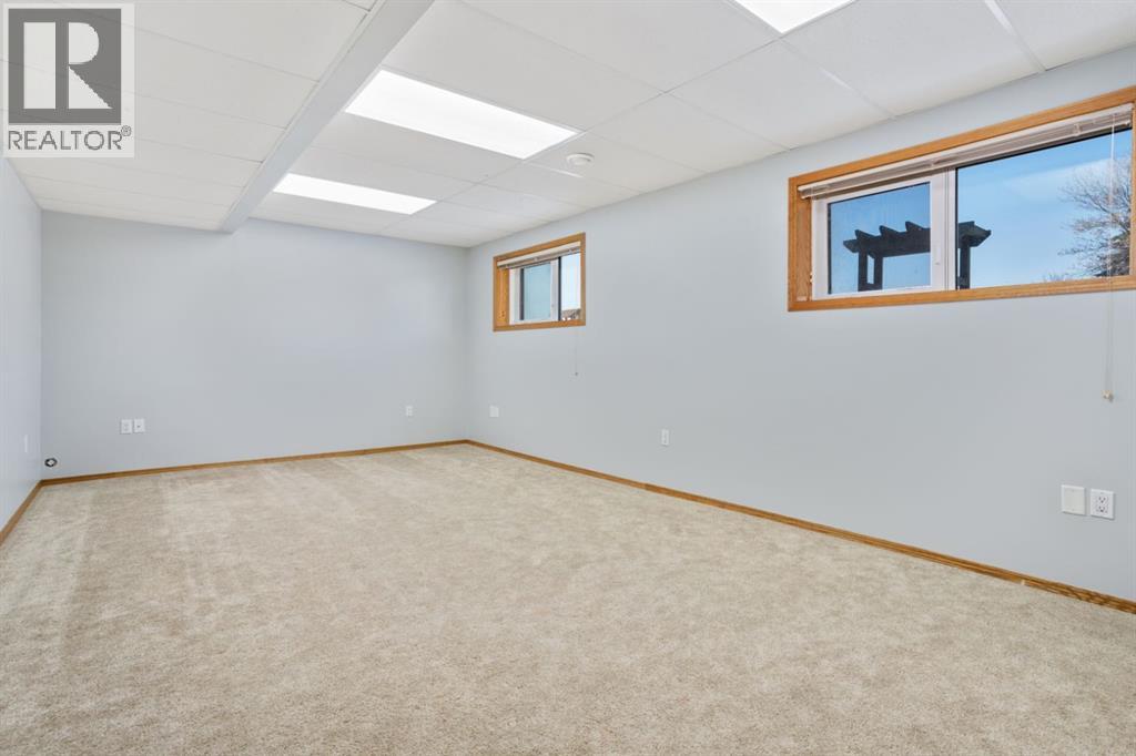 7601 41 Avenue, Camrose, Alberta  T4V 4C7 - Photo 27 - A2285531