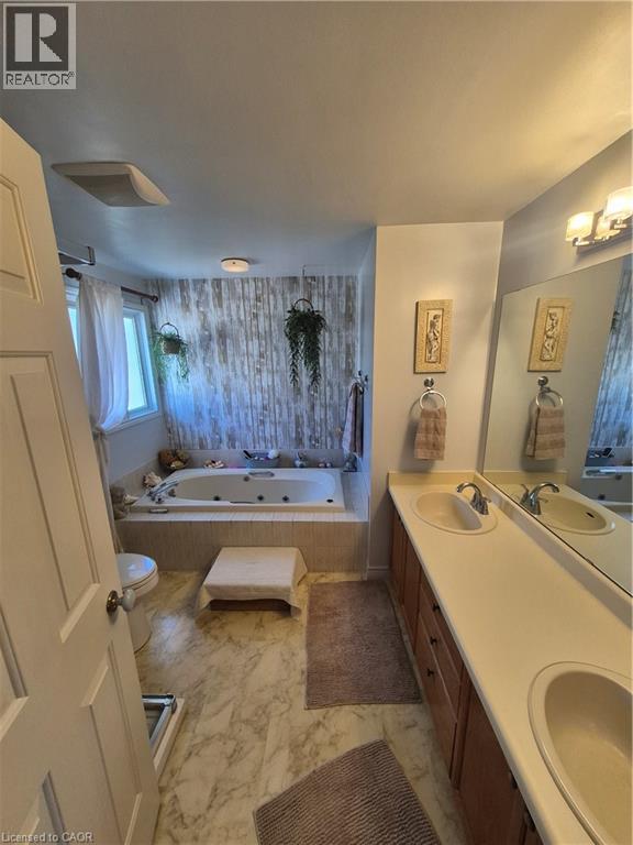 59 Matthew Street E, Kitchener, Ontario  N2B 3B2 - Photo 8 - 40815983