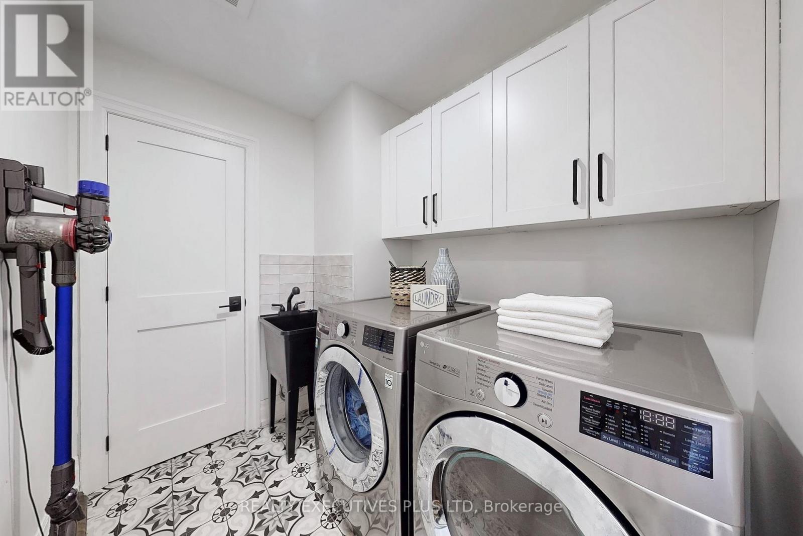 367 Rosebank Road, Pickering, Ontario  L1W 2N3 - Photo 30 - E12974124