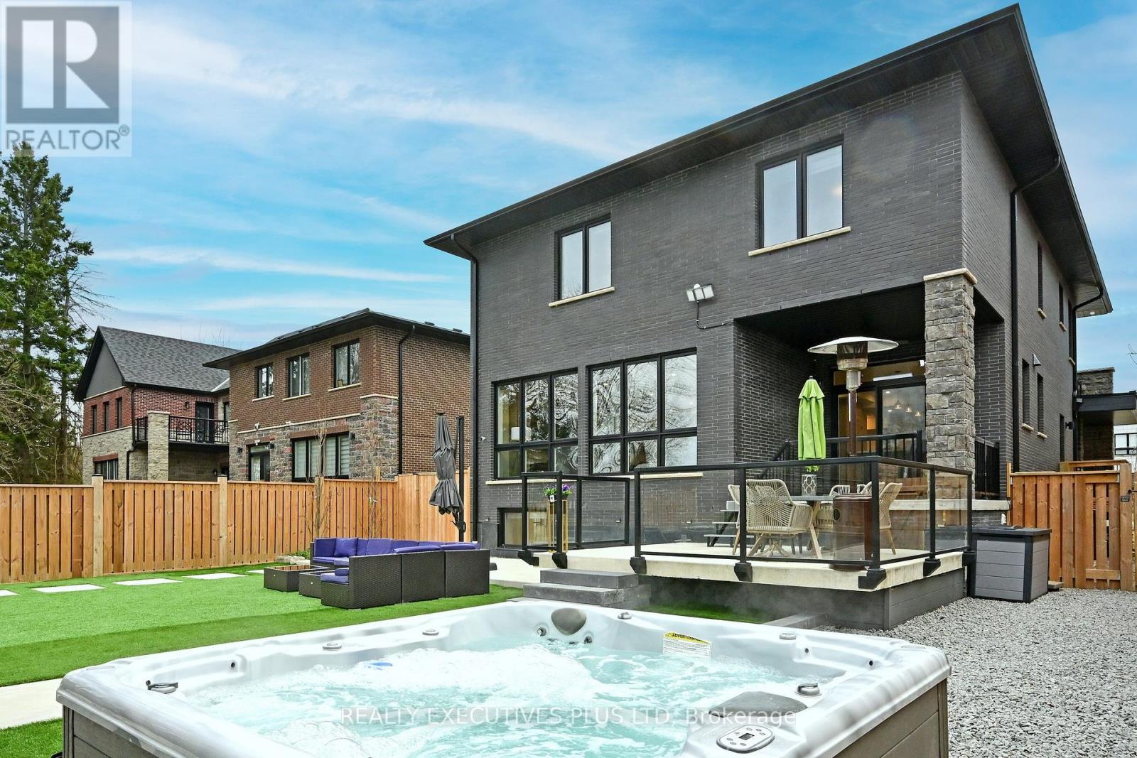 367 Rosebank Road, Pickering, Ontario  L1W 2N3 - Photo 37 - E12974124