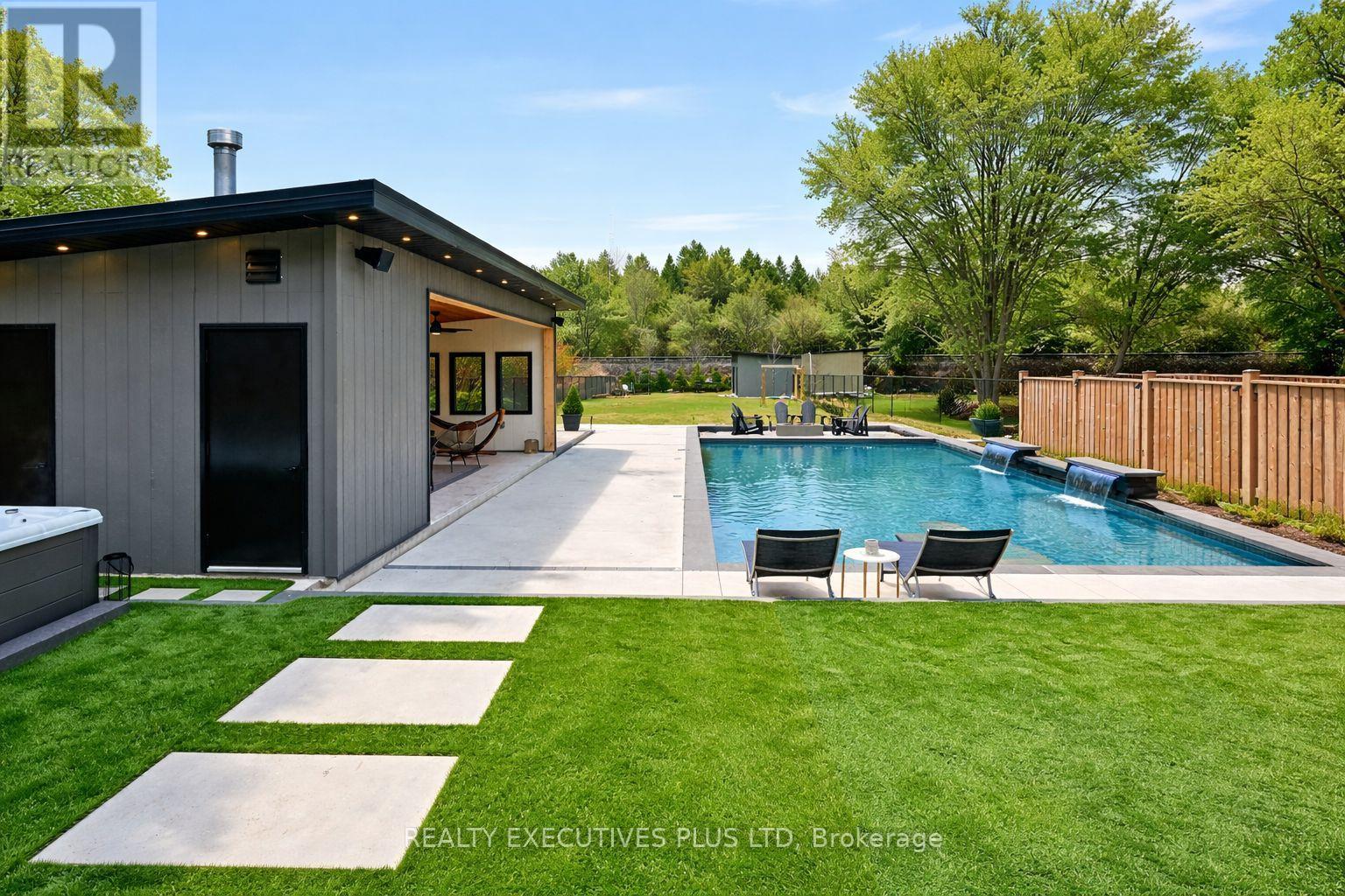 367 Rosebank Road, Pickering, Ontario  L1W 2N3 - Photo 4 - E12974124