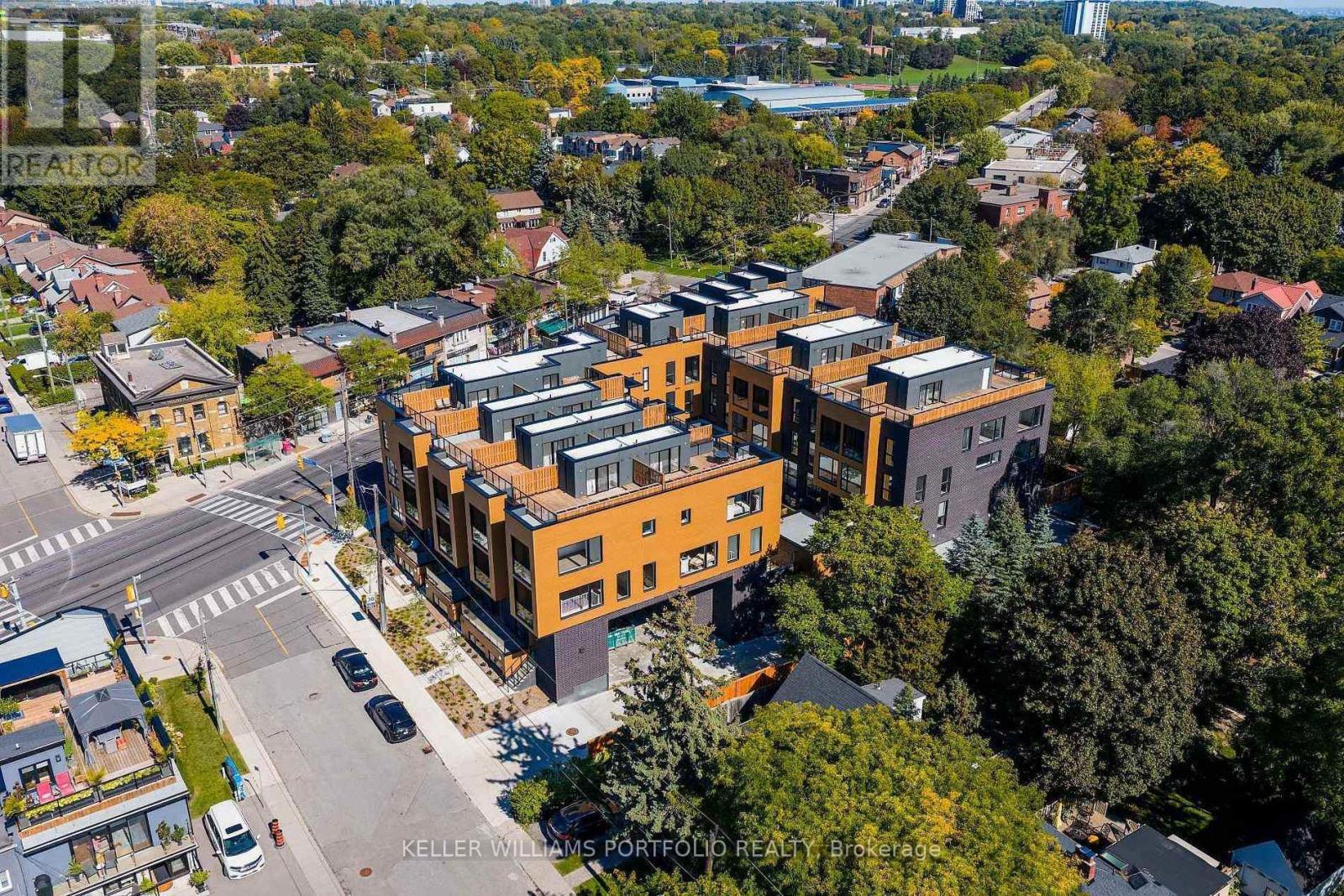 9 - 35 BIRCHCLIFF AVENUE, Toronto, Ontario