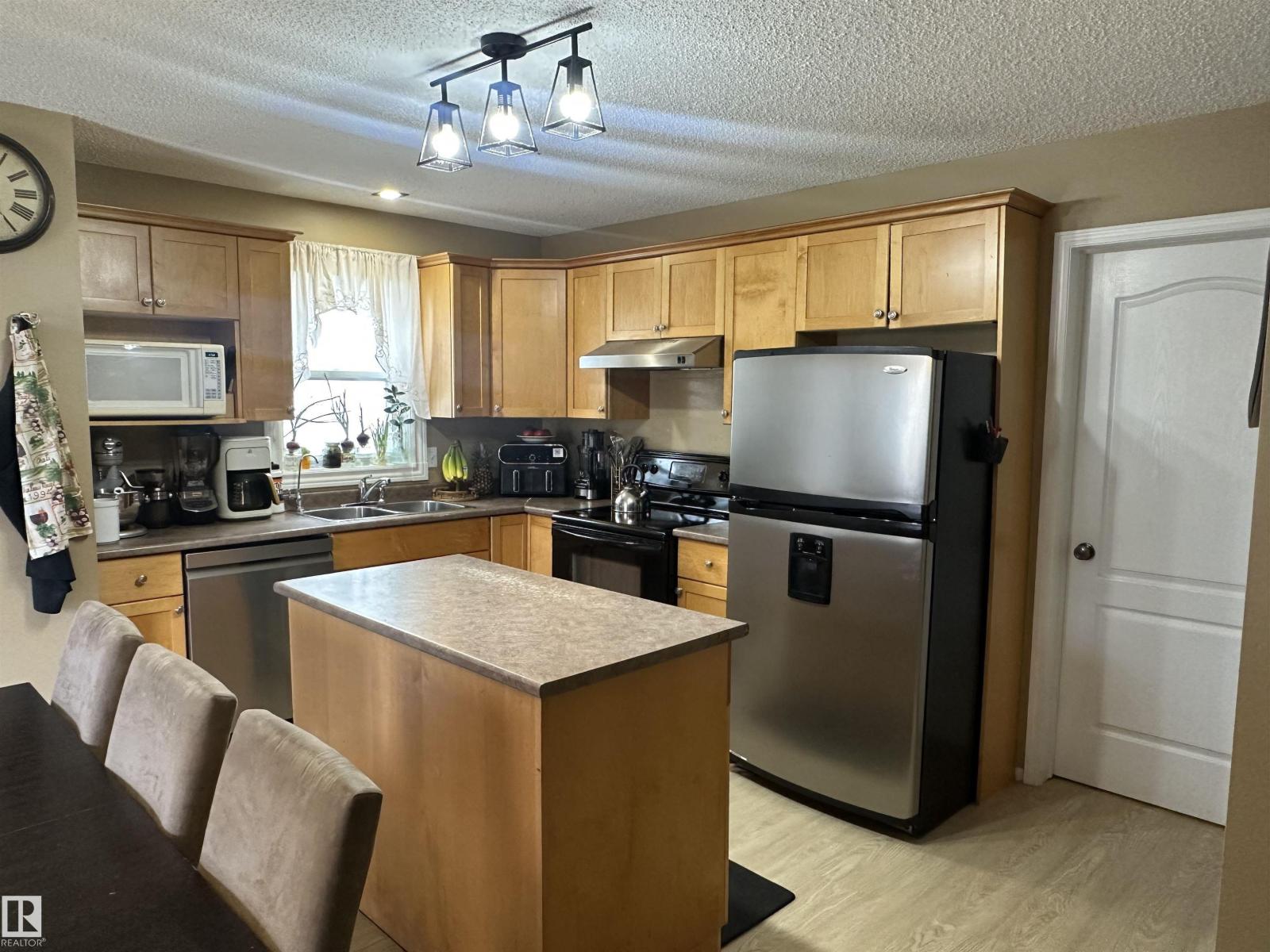 1750 Tomlinson Cm Nw, Edmonton, Alberta  T6R 2W5 - Photo 6 - E4481050