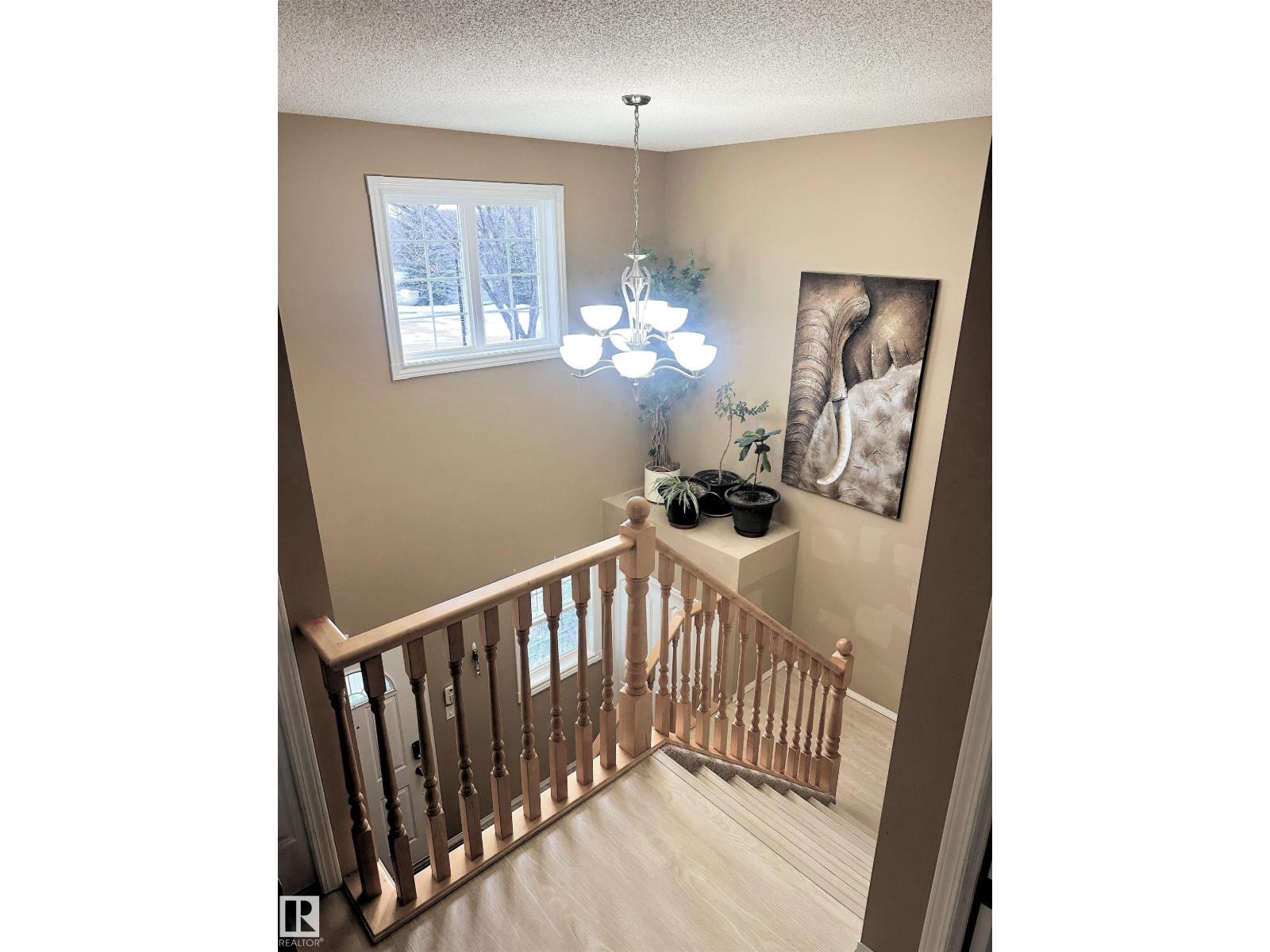 1750 Tomlinson Cm Nw, Edmonton, Alberta  T6R 2W5 - Photo 12 - E4481050