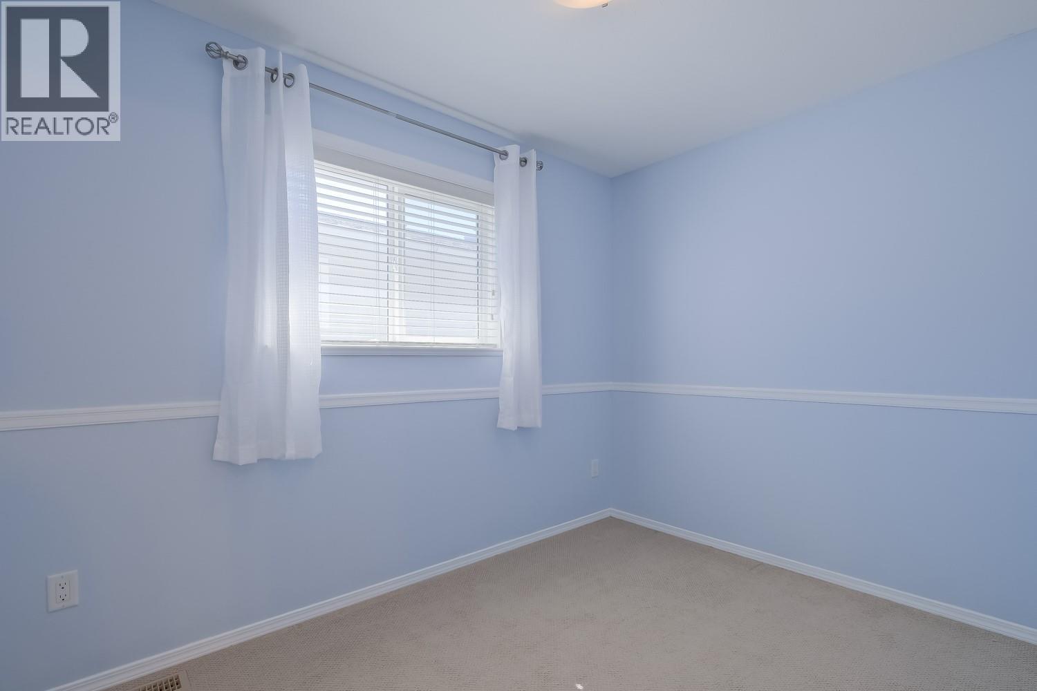 423 Tennis Street Unit# 101 Penticton Photo 36