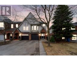 29 MUGFORD ROAD, Aurora, Ontario