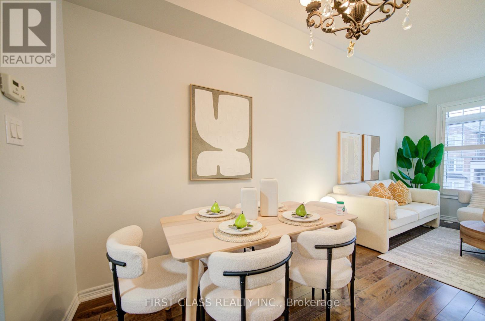 322 Delray Drive, Markham, Ontario  L6E 0R2 - Photo 2 - N12974152