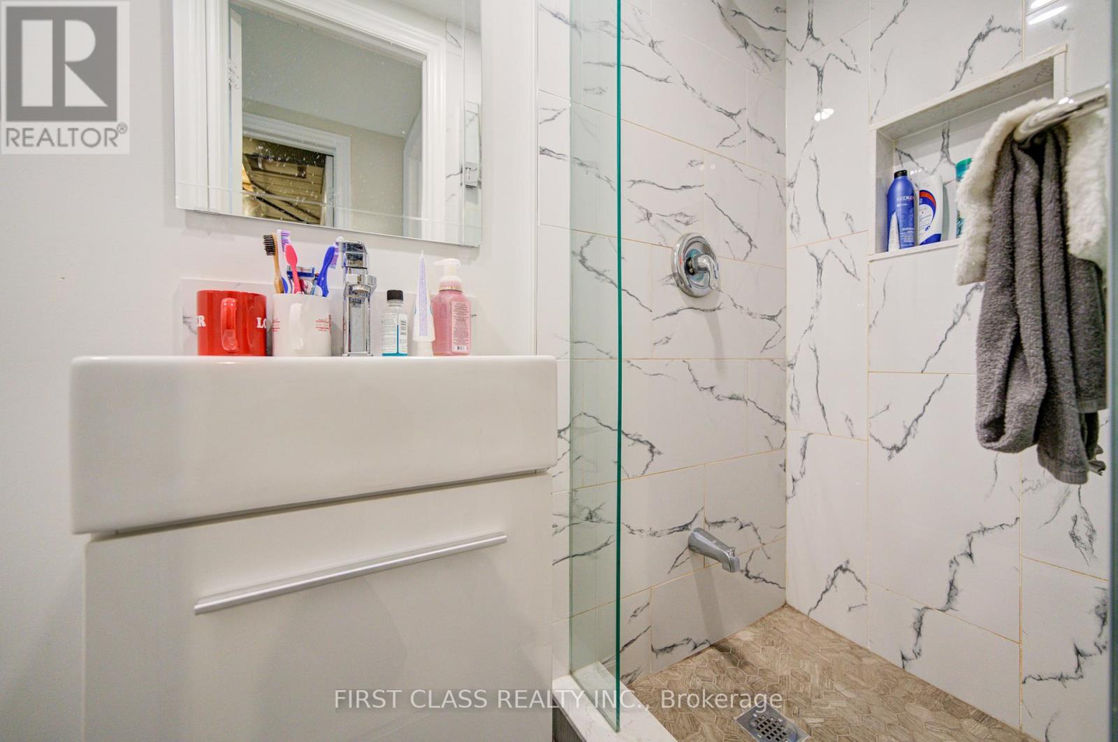 322 Delray Drive, Markham, Ontario  L6E 0R2 - Photo 27 - N12974152