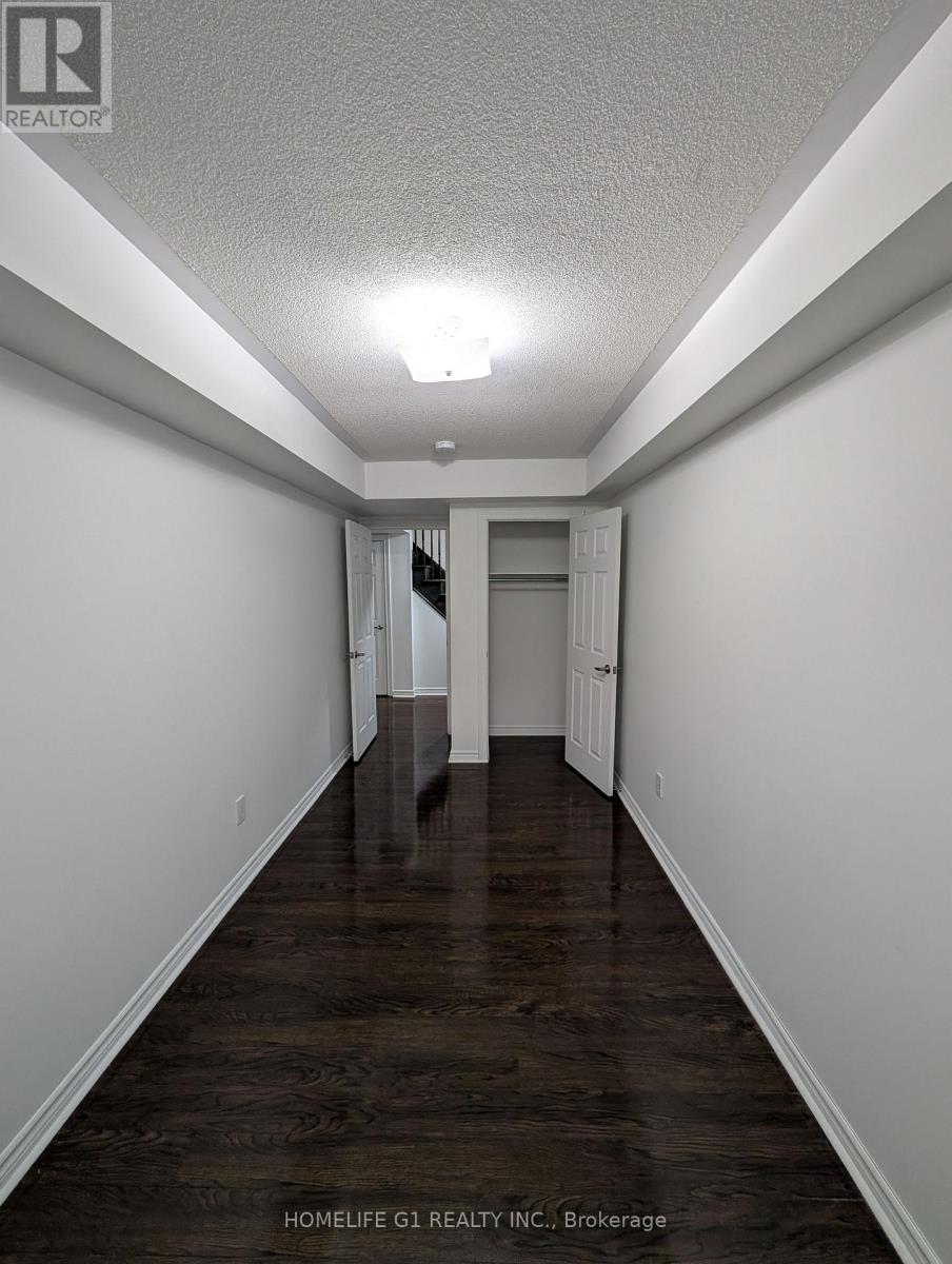 91 - 200 Veterans Drive, Brampton (Northwest Brampton), Ontario  L7A 4S6 - Photo 13 - W12974122