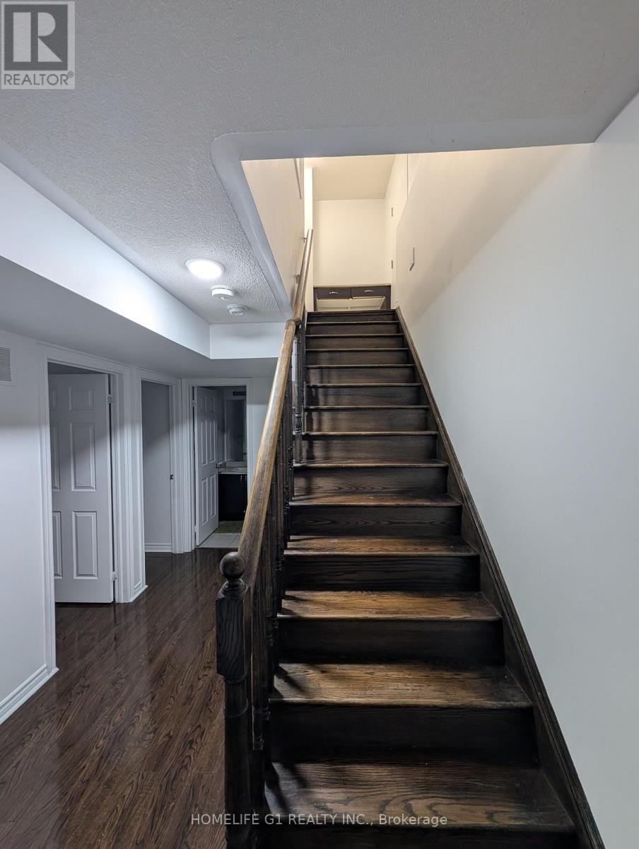 91 - 200 Veterans Drive, Brampton (Northwest Brampton), Ontario  L7A 4S6 - Photo 19 - W12974122