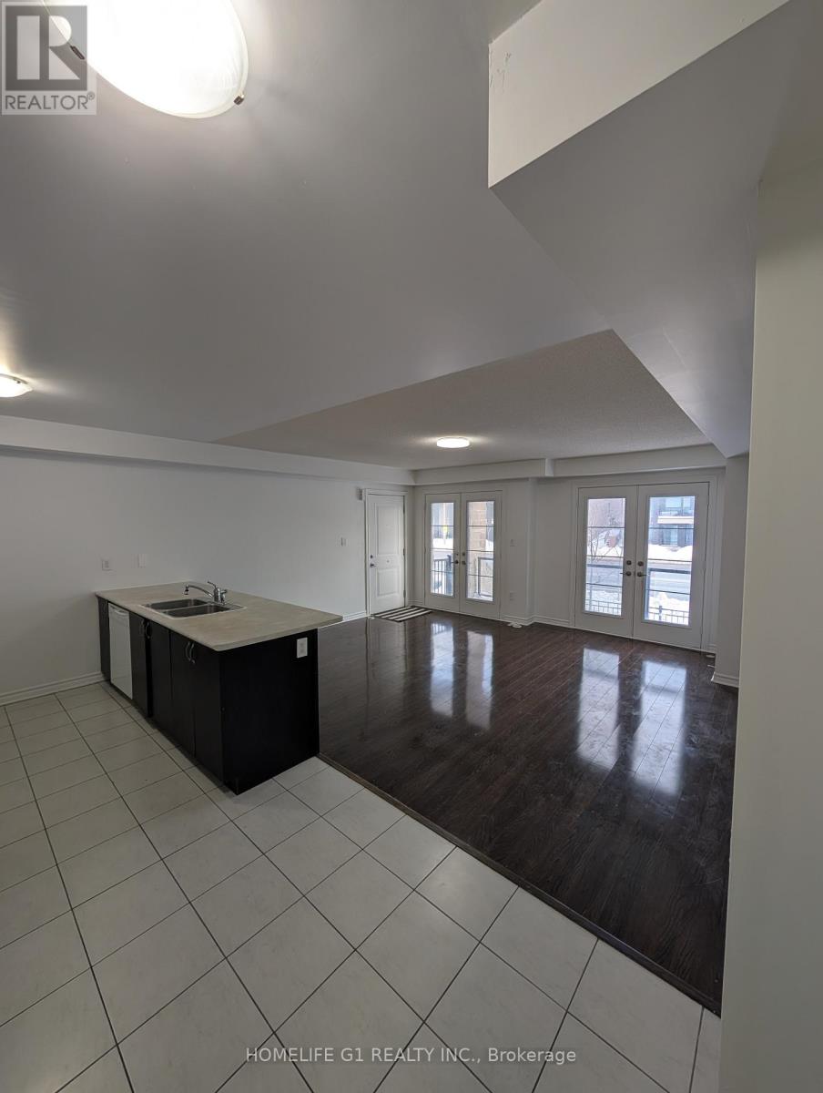 91 - 200 Veterans Drive, Brampton (Northwest Brampton), Ontario  L7A 4S6 - Photo 4 - W12974122