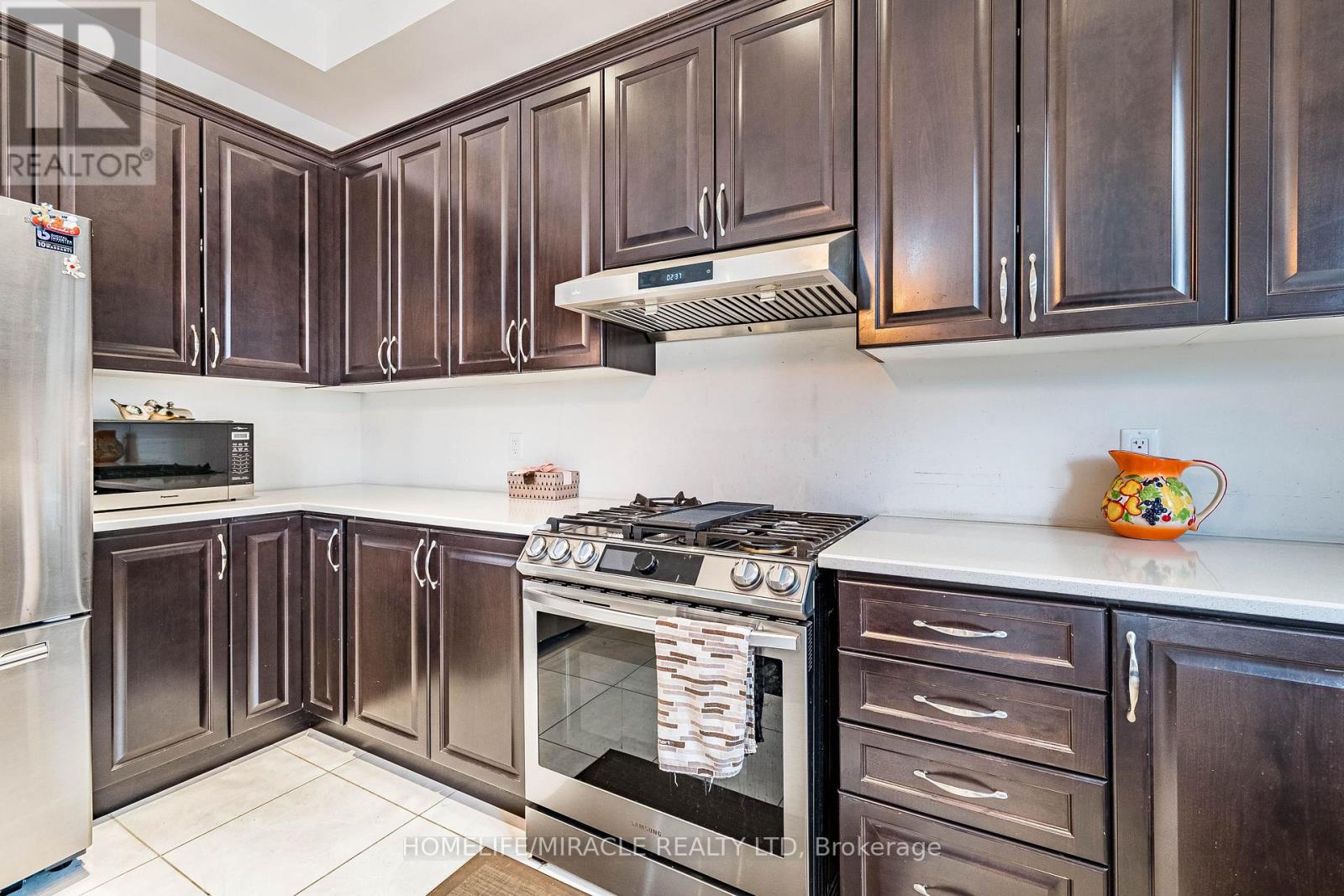 22 Longevity Road, Brampton, Ontario  L6X 5P3 - Photo 10 - W12974144