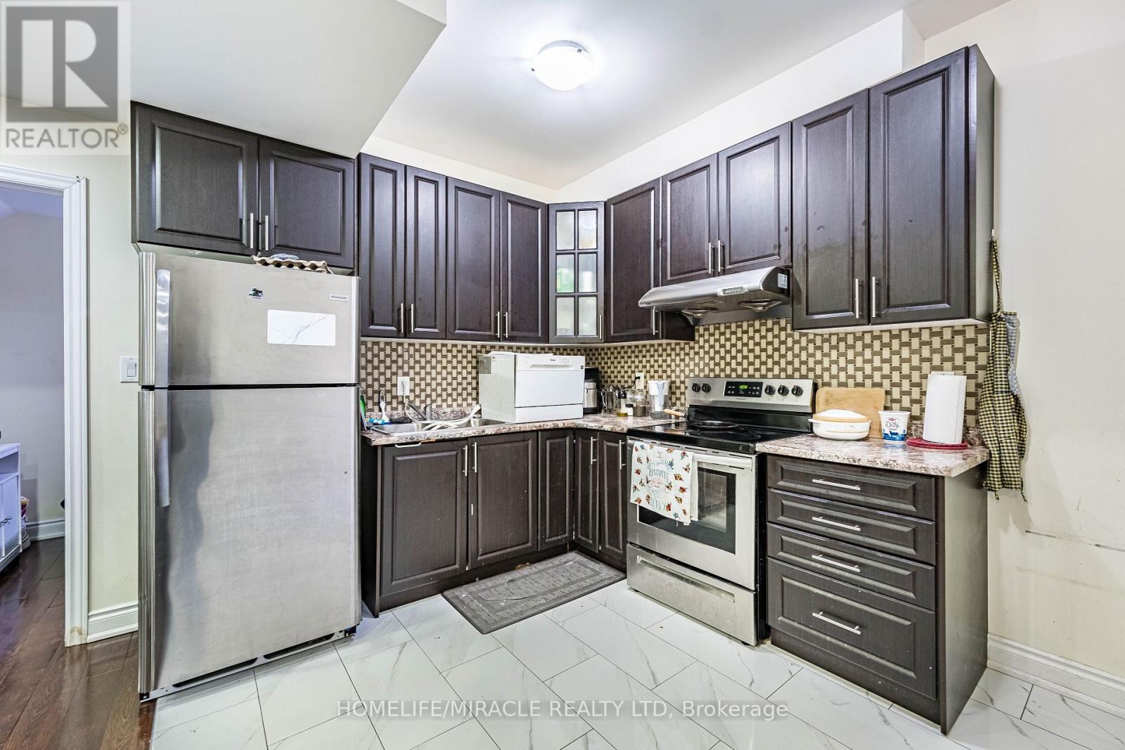 22 Longevity Road, Brampton, Ontario  L6X 5P3 - Photo 41 - W12974144