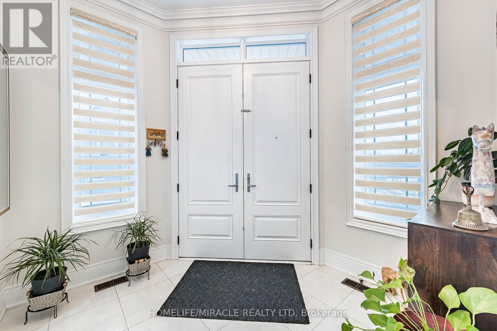 22 Longevity Road, Brampton, Ontario  L6X 5P3 - Photo 5 - W12974144