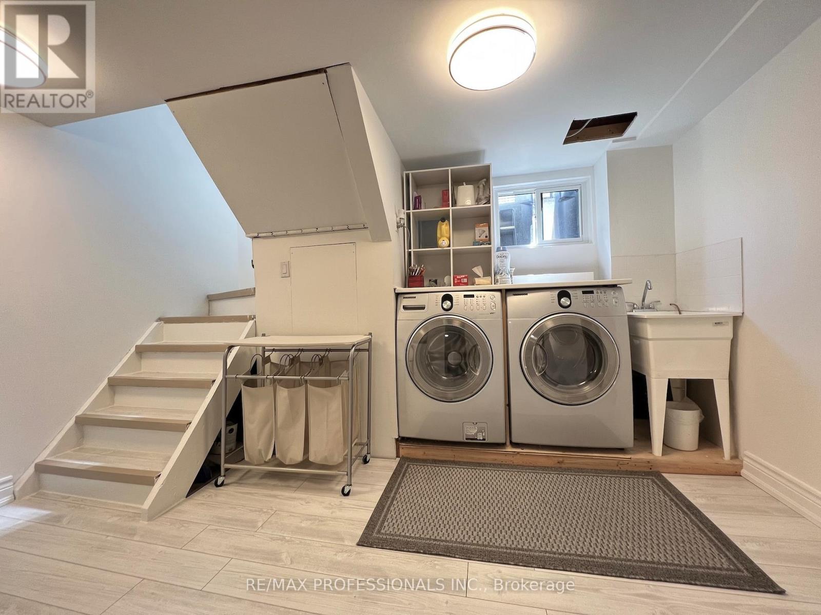 2504 Donnavale Drive, Mississauga, Ontario  L5A 2N1 - Photo 27 - W12974148