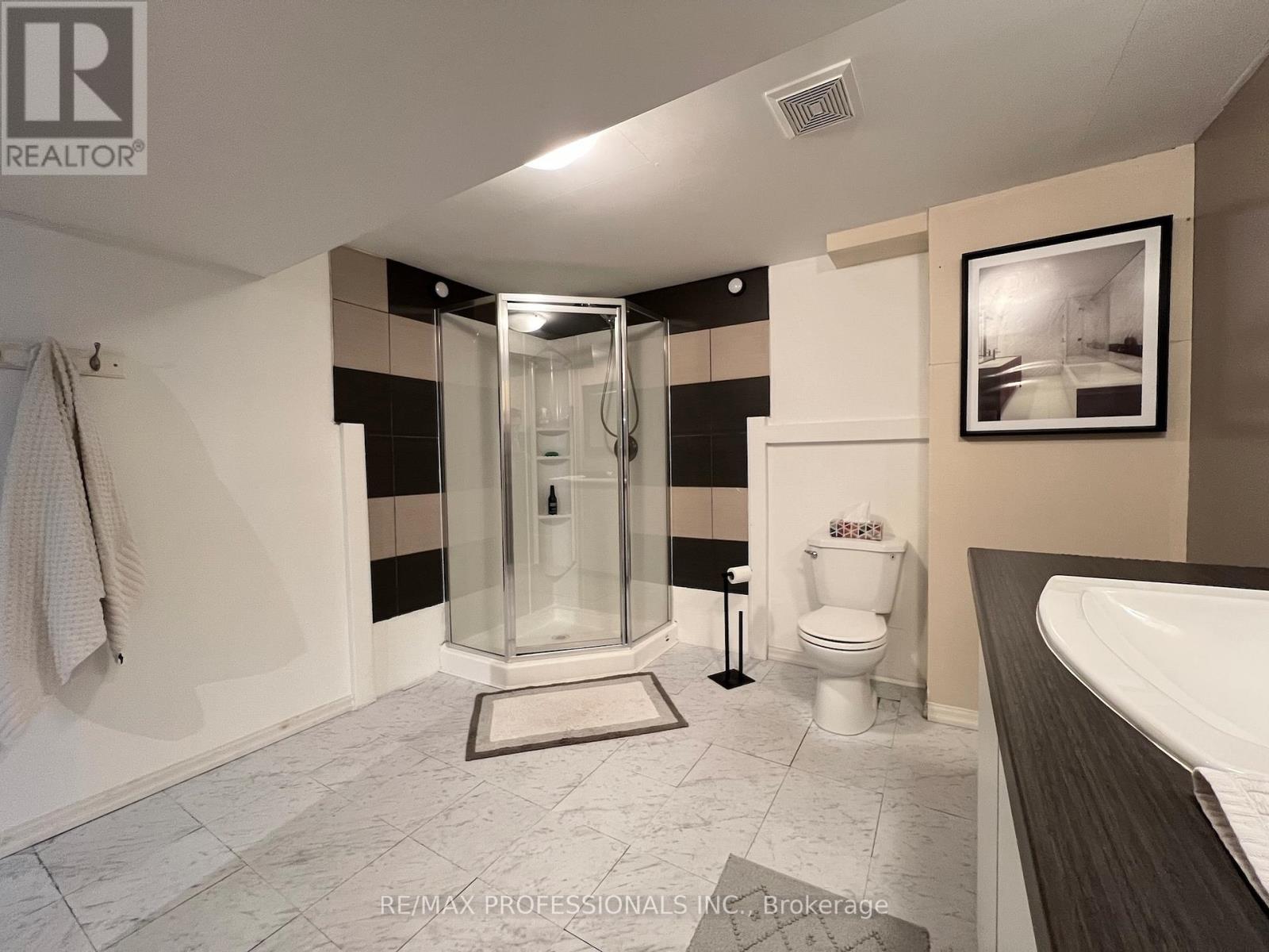 2504 Donnavale Drive, Mississauga, Ontario  L5A 2N1 - Photo 36 - W12974148