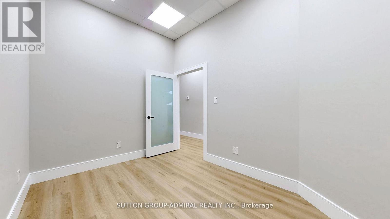 18 And 19 - 800 Petrolia Road, Toronto, Ontario  M3J 3K4 - Photo 12 - W12974164