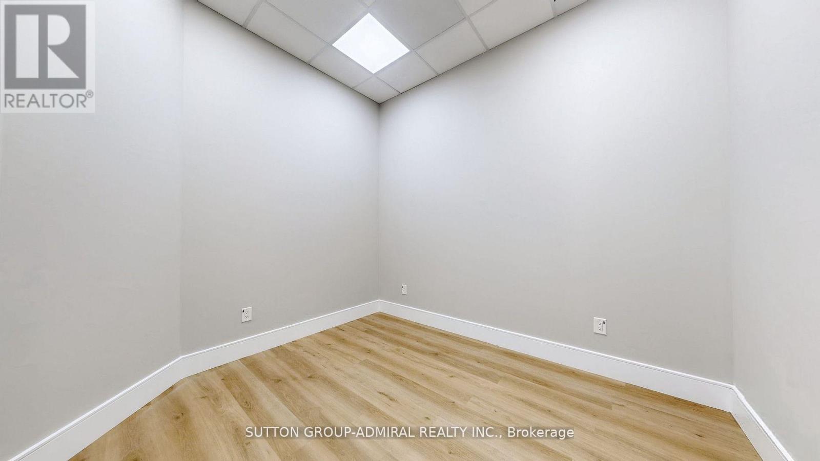 18 And 19 - 800 Petrolia Road, Toronto, Ontario  M3J 3K4 - Photo 13 - W12974164