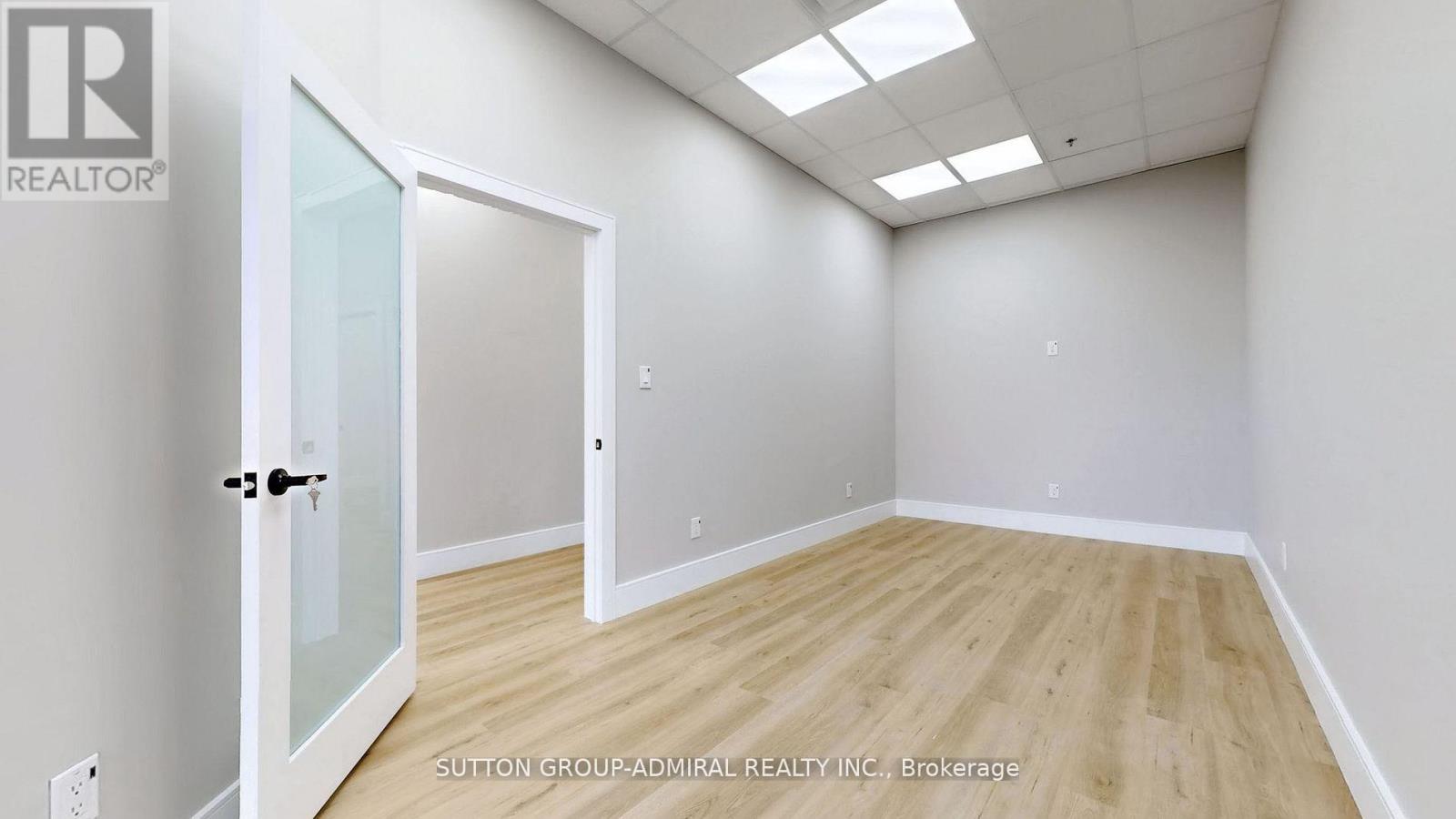 18 And 19 - 800 Petrolia Road, Toronto, Ontario  M3J 3K4 - Photo 14 - W12974164