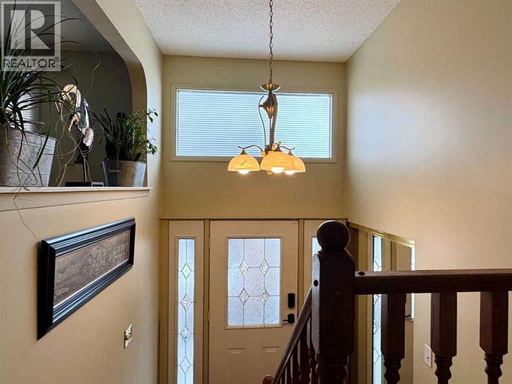 2409 20 Street N, Lethbridge, Alberta  T1H 4T9 - Photo 4 - A2298033