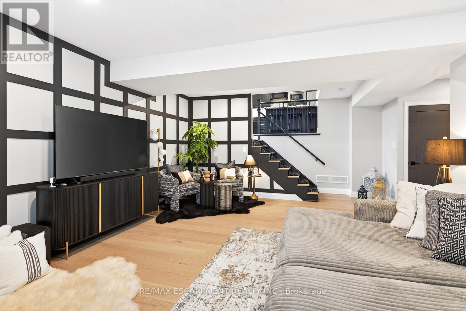 7 Waterside Drive, Hamilton, Ontario  L8E 5T9 - Photo 14 - X12974066