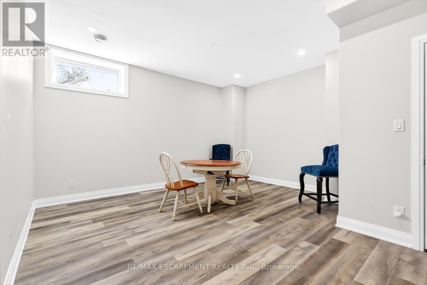 4 - 3757 St. Peter Avenue, Niagara Falls, Ontario  L2J 0G2 - Photo 28 - X12974068