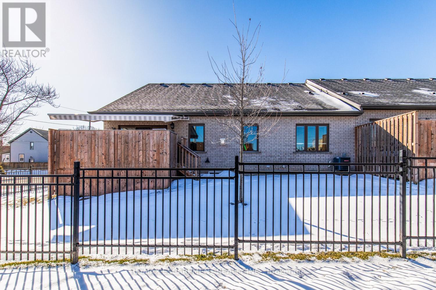 4 - 3757 St. Peter Avenue, Niagara Falls, Ontario  L2J 0G2 - Photo 44 - X12974068