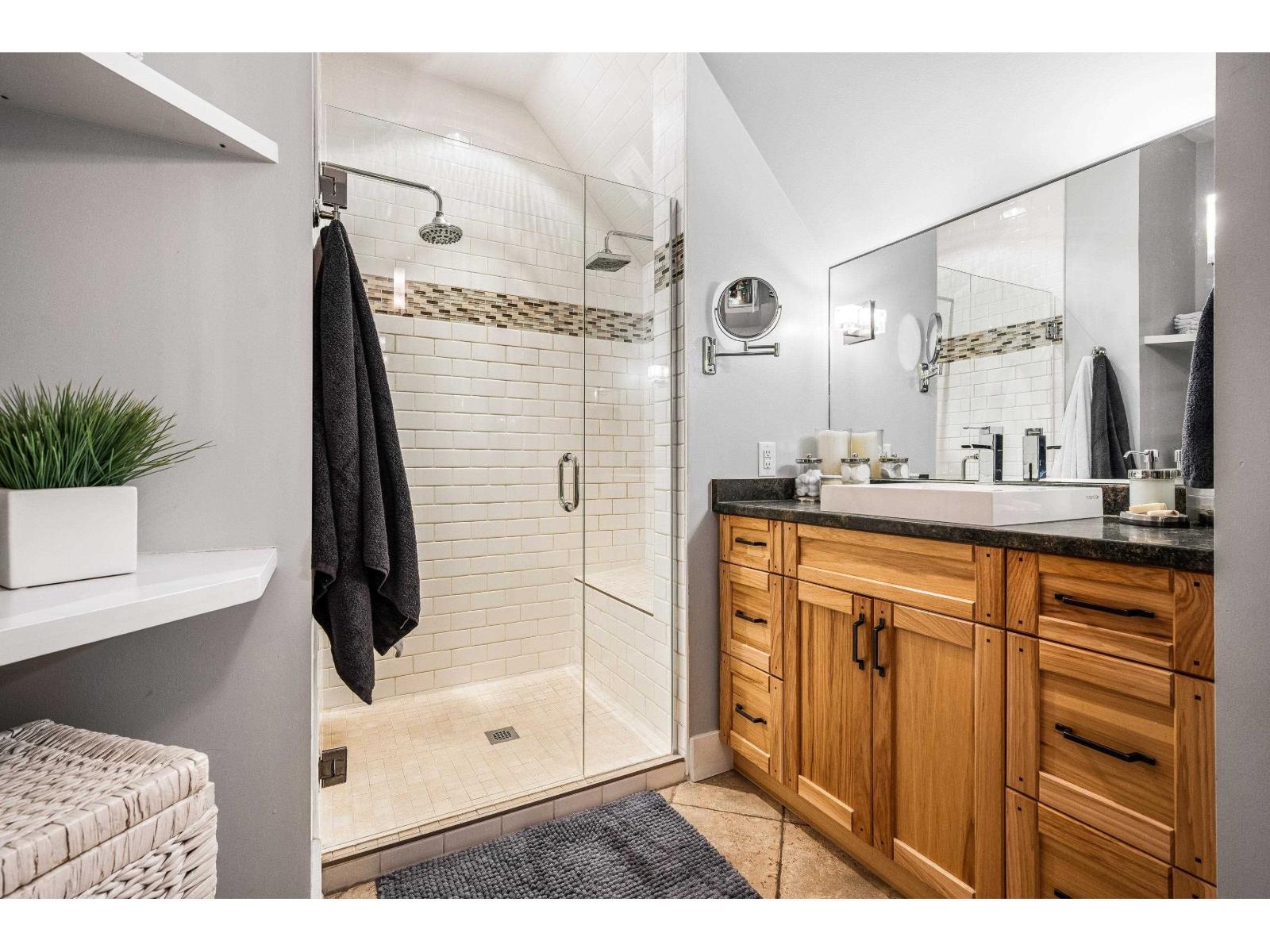 5523 Lickman Road, Greendale, Chilliwack, British Columbia  V2R 4B5 - Photo 36 - R3108511