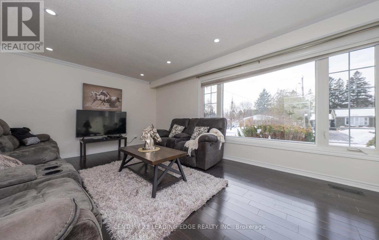 11 Hiley Avenue, Ajax, Ontario  L1S 6H3 - Photo 9 - E12967940