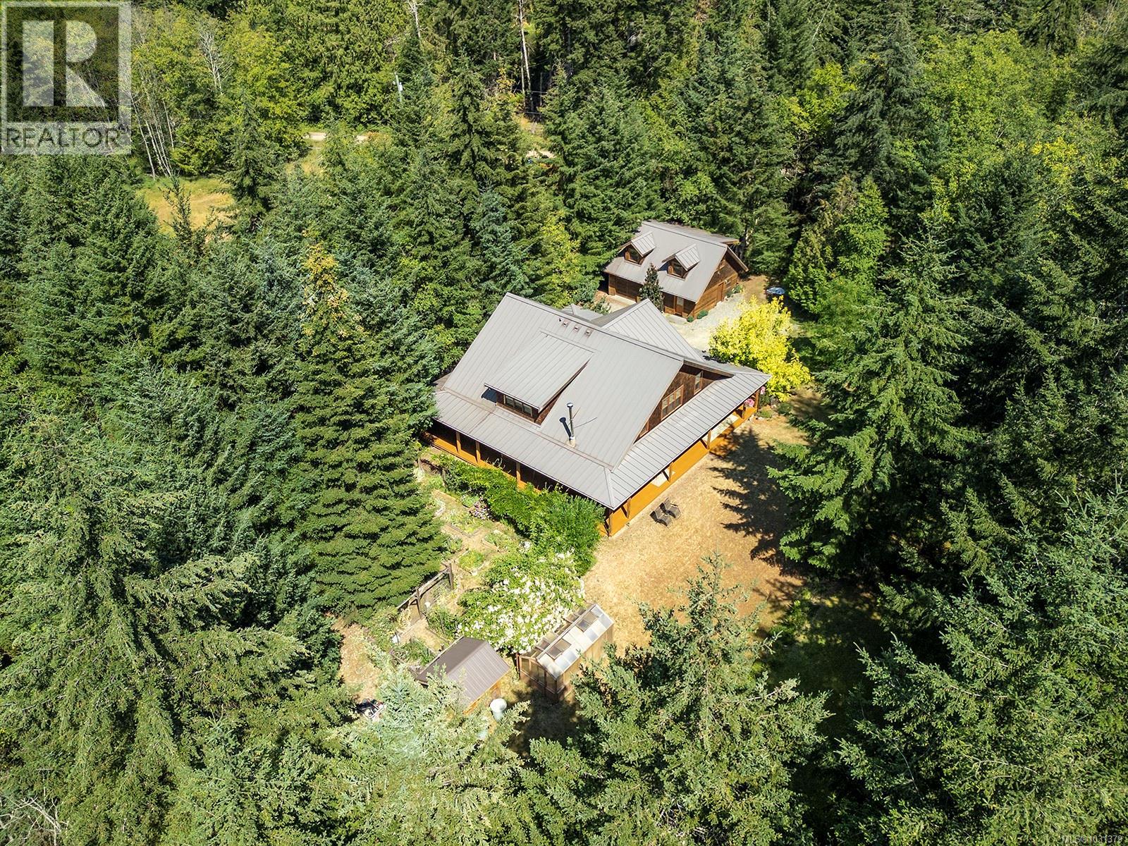 1645 Lea Smith Rd, Hornby Island, British Columbia