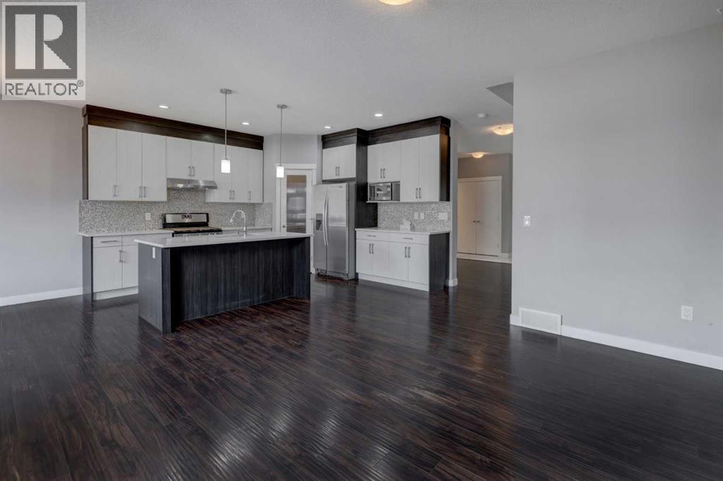 395 Bayview Way Sw, Airdrie, Alberta  T4B 4G1 - Photo 7 - A2293924