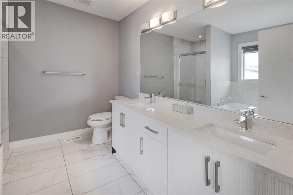 395 Bayview Way Sw, Airdrie, Alberta  T4B 4G1 - Photo 18 - A2293924