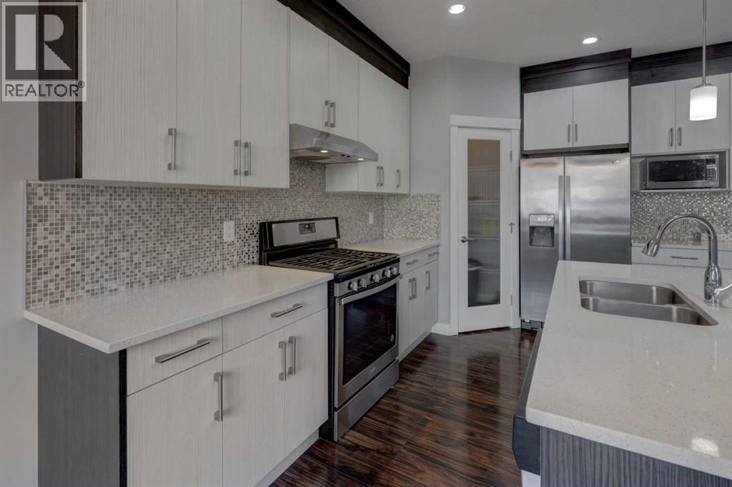 395 Bayview Way Sw, Airdrie, Alberta  T4B 4G1 - Photo 6 - A2293924