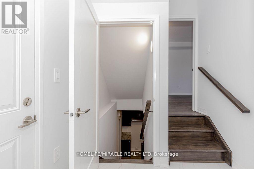 223 Rockledge Drive, Hamilton, Ontario  L0R 1P0 - Photo 28 - X12972816