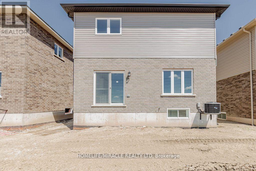 223 Rockledge Drive, Hamilton, Ontario  L0R 1P0 - Photo 41 - X12972816