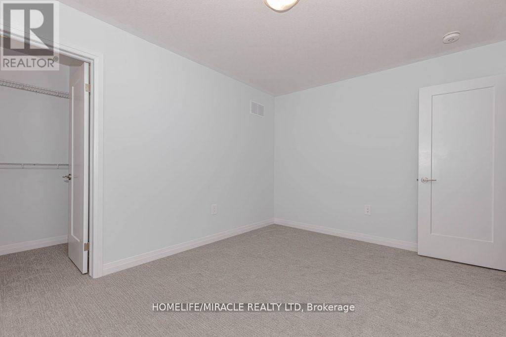 223 Rockledge Drive, Hamilton, Ontario  L0R 1P0 - Photo 21 - X12972816