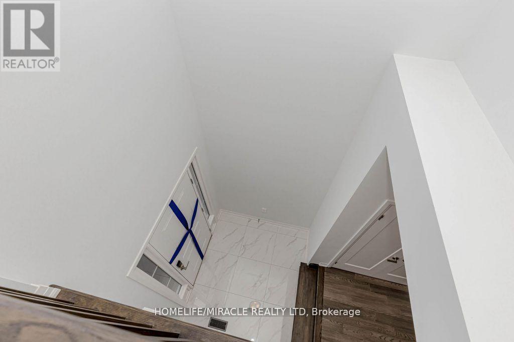 223 Rockledge Drive, Hamilton, Ontario  L0R 1P0 - Photo 14 - X12972816