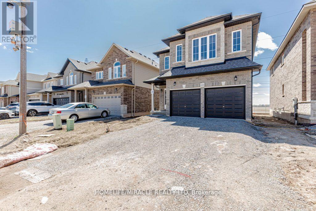 223 Rockledge Drive, Hamilton, Ontario  L0R 1P0 - Photo 2 - X12972816