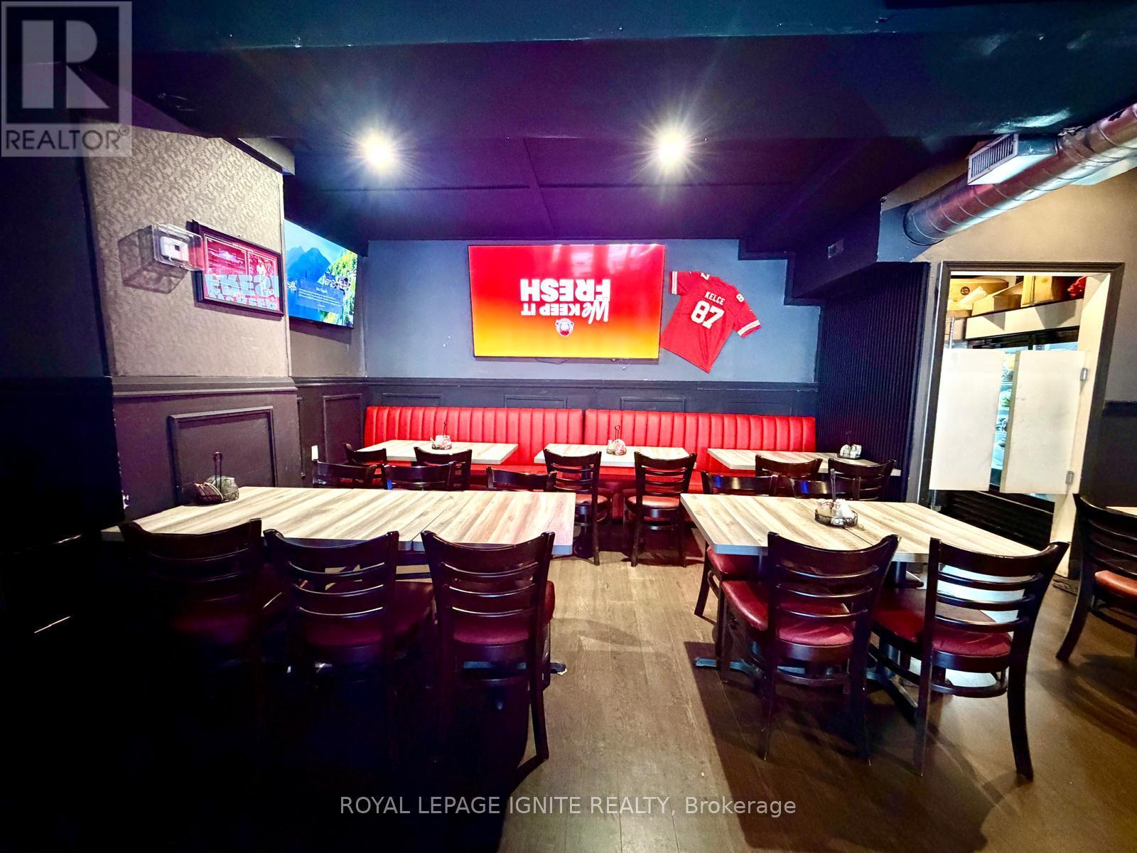 831 Dundas Street W, Toronto, Ontario  M6J 1V4 - Photo 10 - C12968402