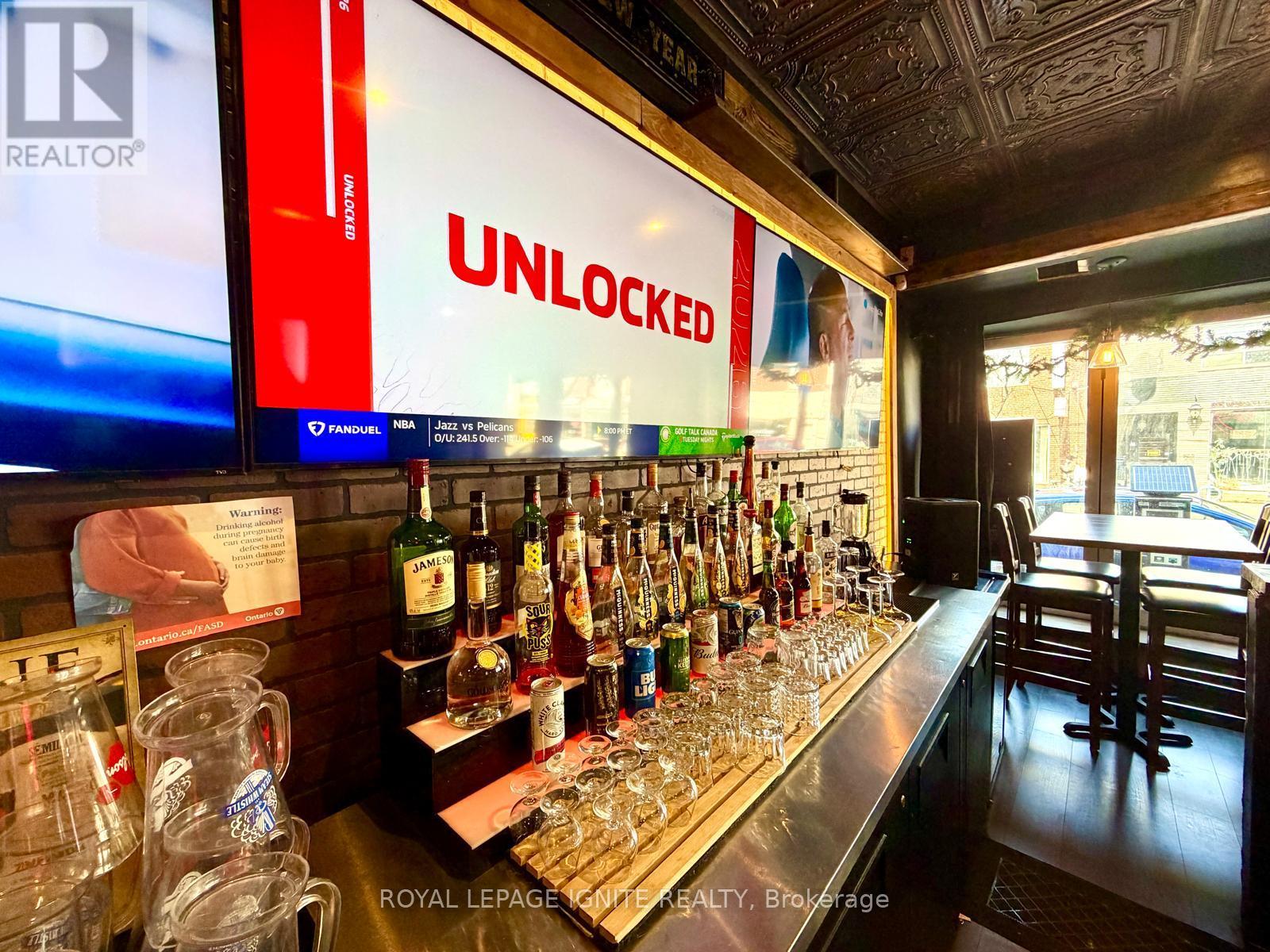 831 Dundas Street W, Toronto, Ontario  M6J 1V4 - Photo 13 - C12968402